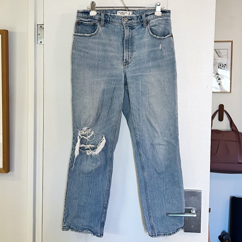 Abercrombie & Fitch "The 90s Straight Ultra High Rise" Jeans, 30/10s